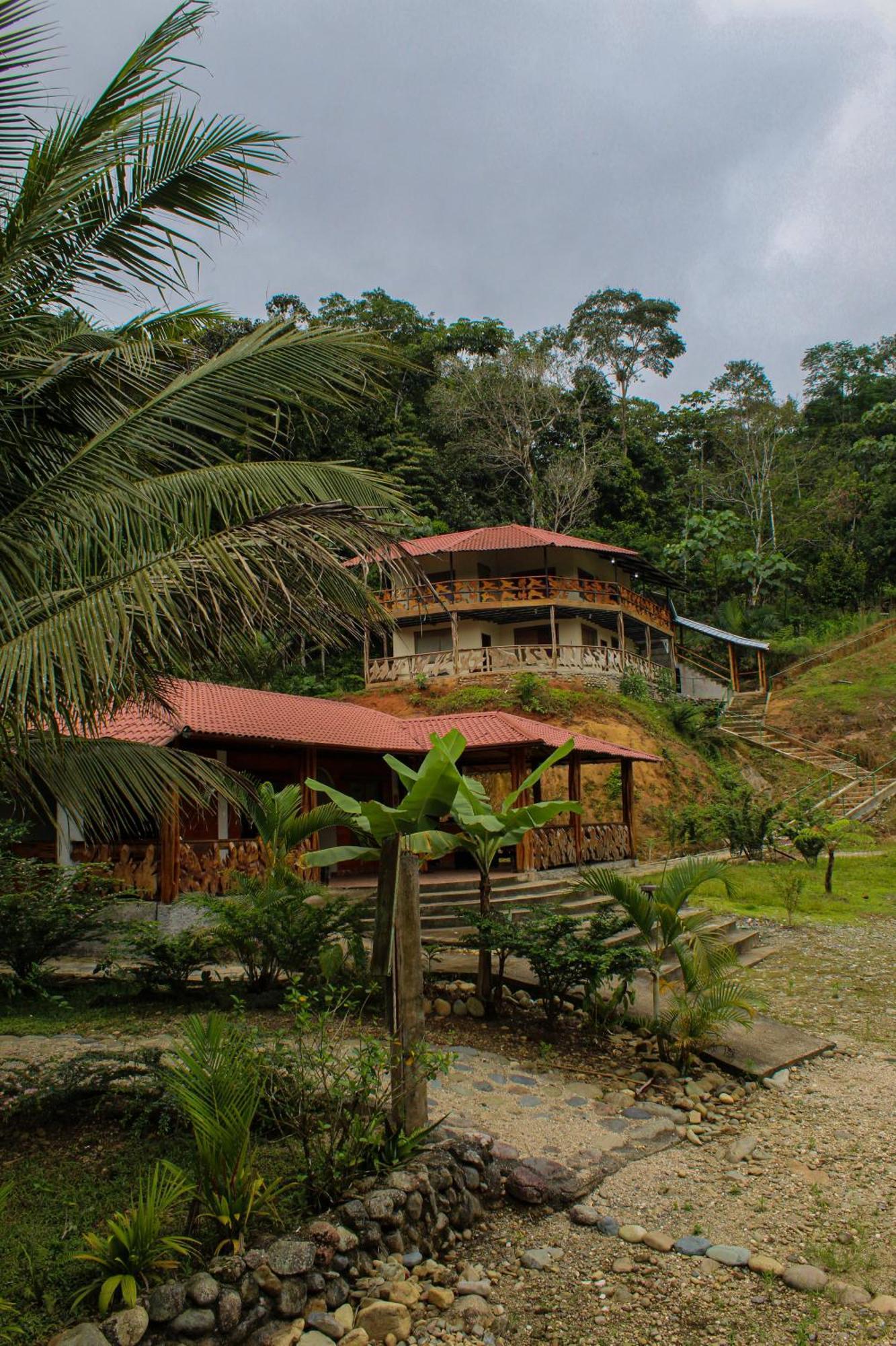 Ingaru Lodge Pano Buitenkant foto